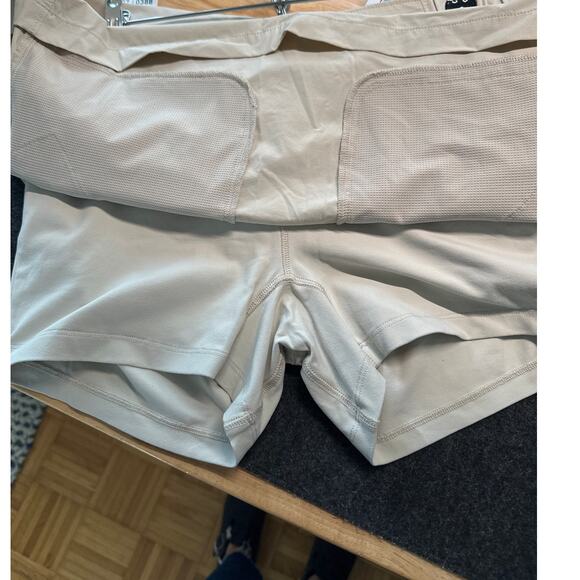 Woolrich Women's Athleisure Skort, Tan, Size S, EUC - Picture 6 of 6